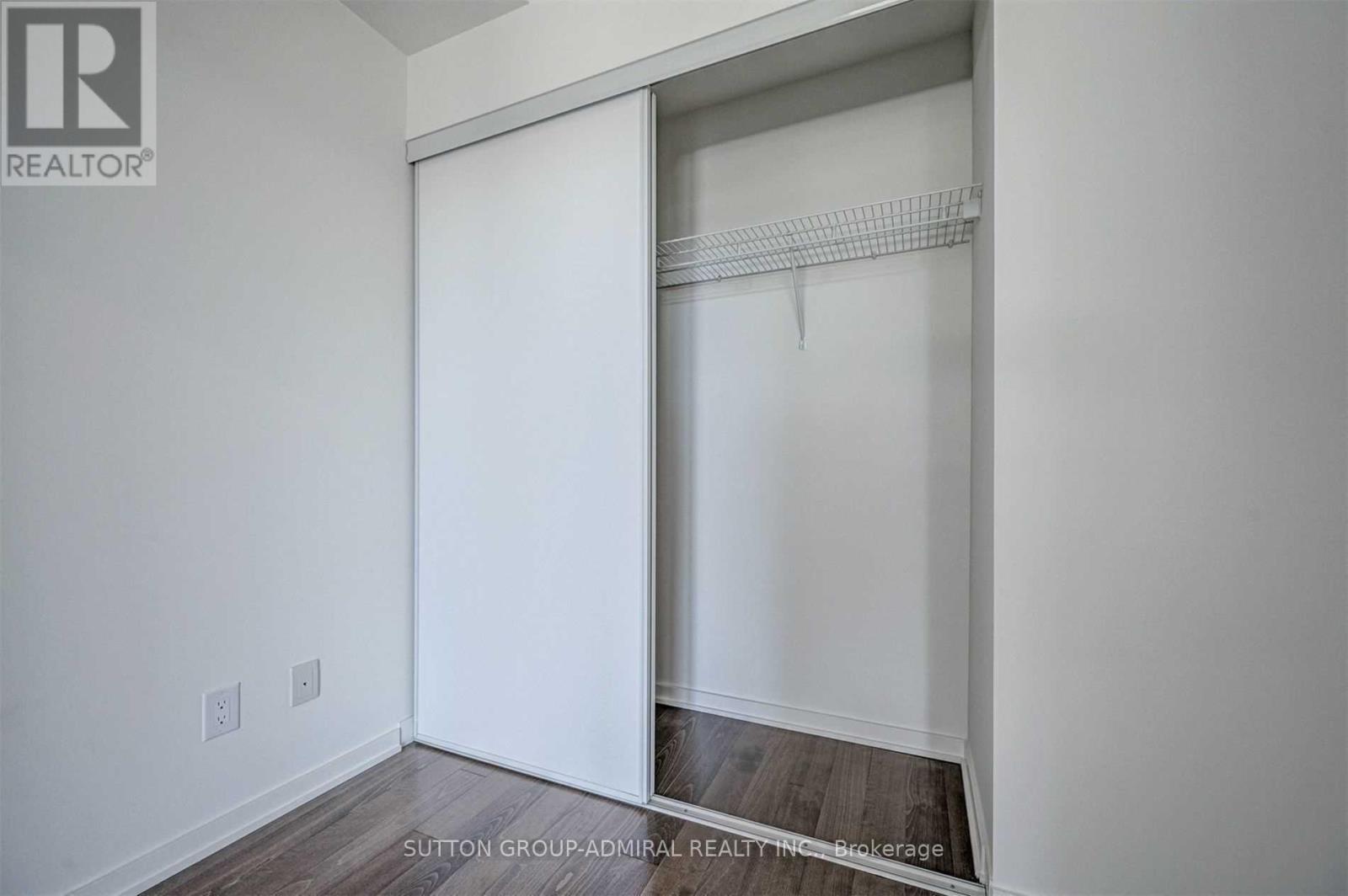 413 - 105 The Queensway Avenue, Toronto, Ontario  M6S 5B5 - Photo 17 - W12757826