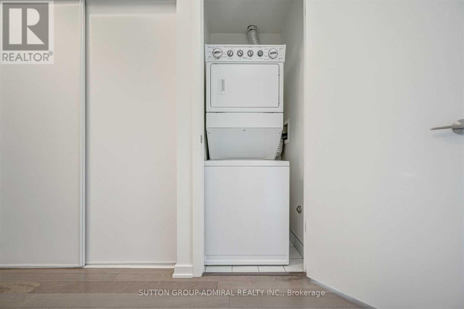 413 - 105 The Queensway Avenue, Toronto, Ontario  M6S 5B5 - Photo 20 - W12757826