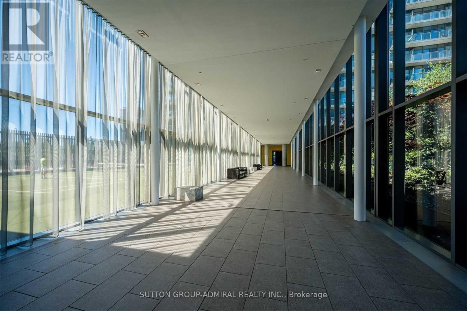 413 - 105 The Queensway Avenue, Toronto, Ontario  M6S 5B5 - Photo 27 - W12757826