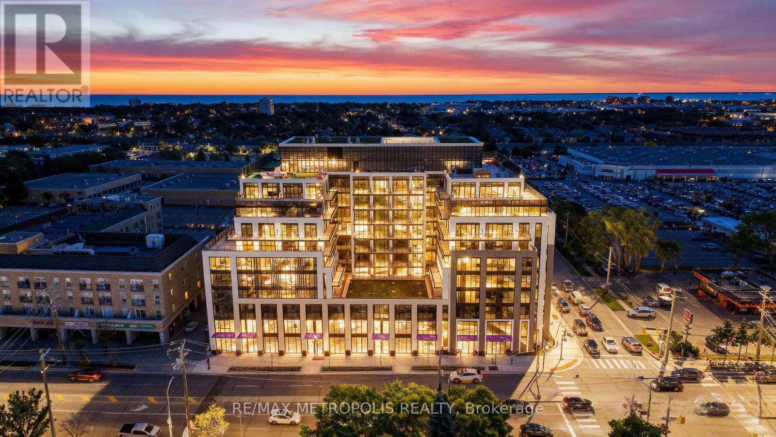 624 - 801 THE QUEENSWAY, Toronto, Ontario