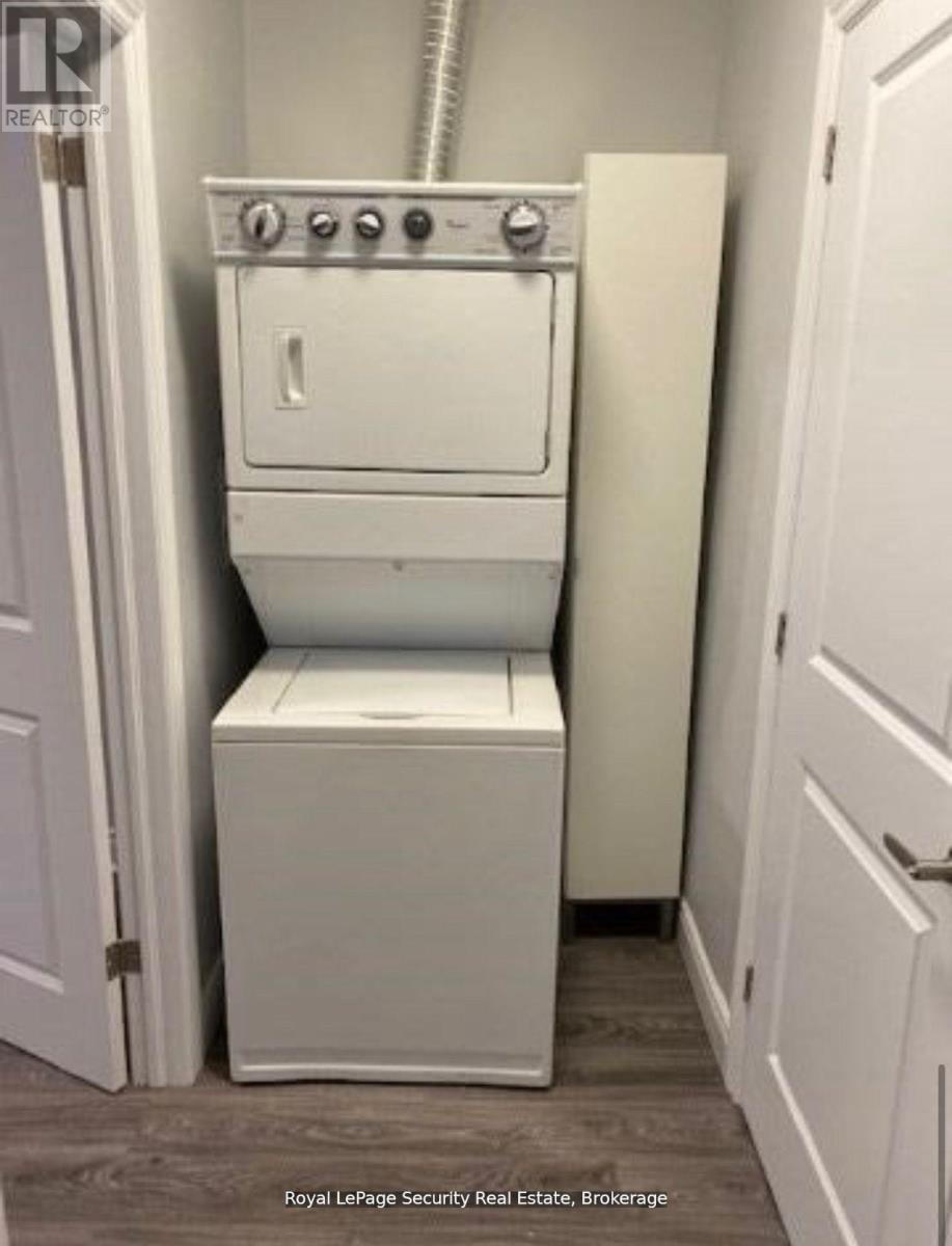 Main - 706 Gladstone Avenue, Toronto, Ontario  M6H 3J4 - Photo 8 - W12757866