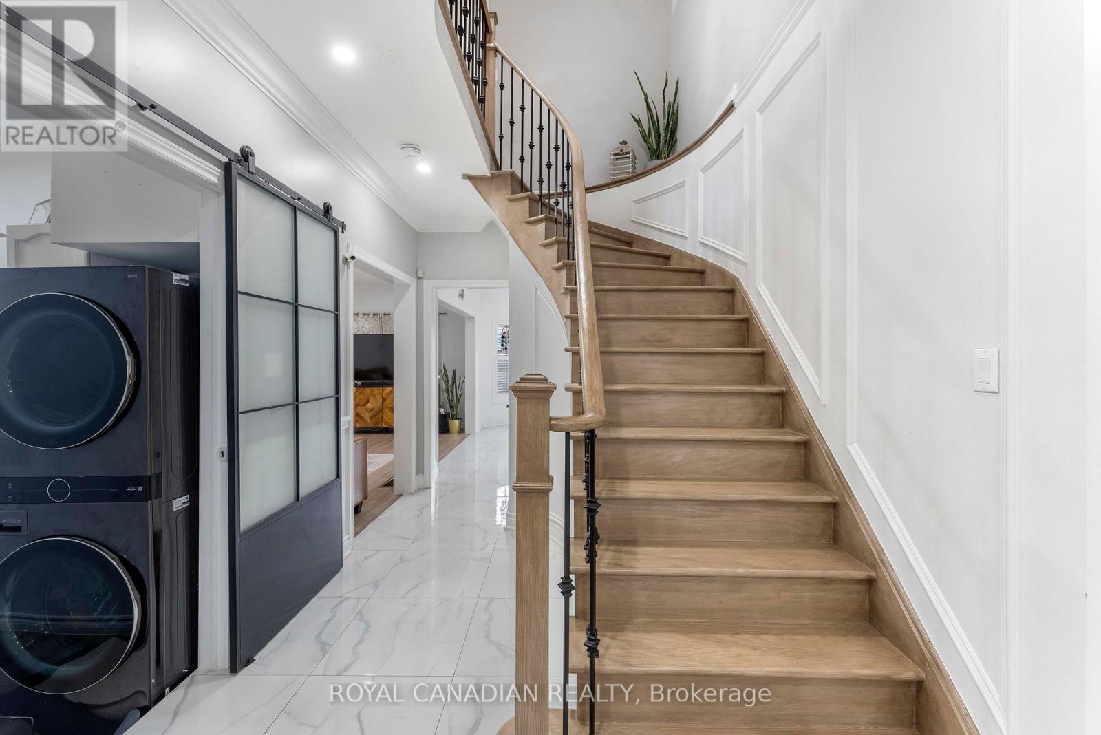 88 Olde Town Road, Brampton, Ontario  L6X 4X9 - Photo 10 - W12757868