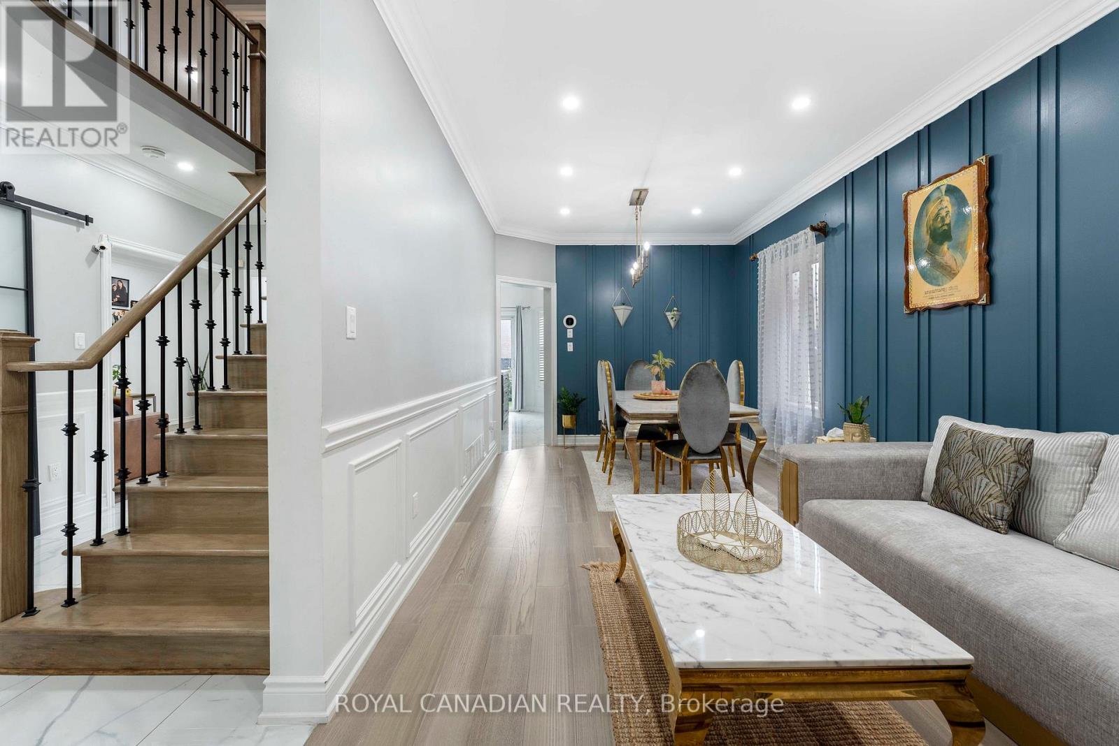 88 Olde Town Road, Brampton, Ontario  L6X 4X9 - Photo 4 - W12757868