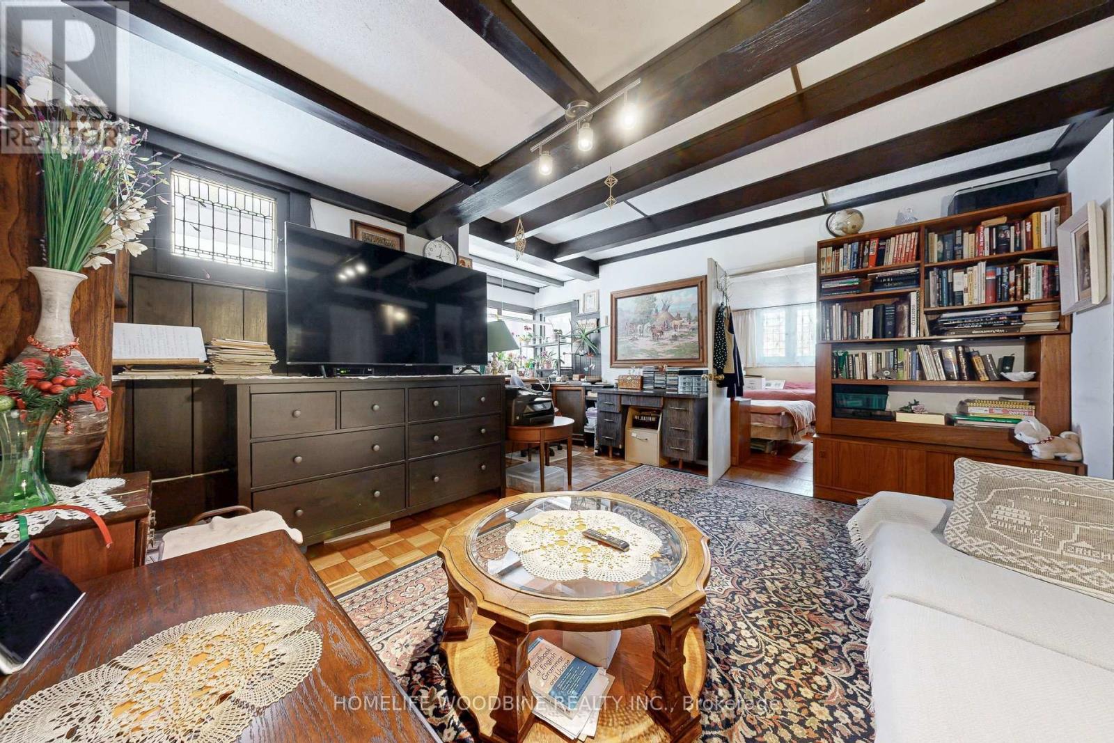 96 Boustead Avenue, Toronto, Ontario  M6R 1Y9 - Photo 14 - W12757896