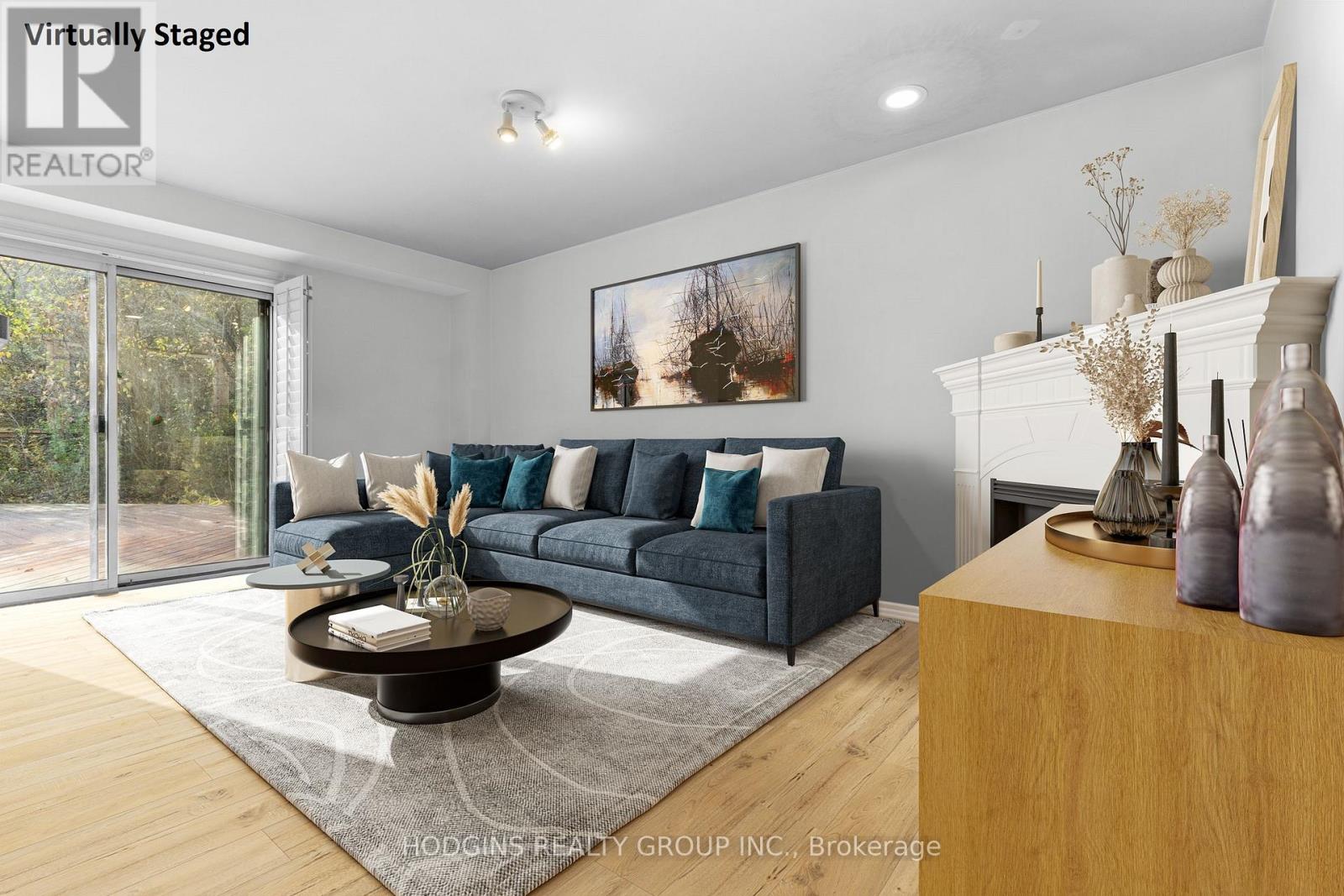 2286 Yorktown Circle, Mississauga, Ontario  L5M 5Y1 - Photo 13 - W12757904