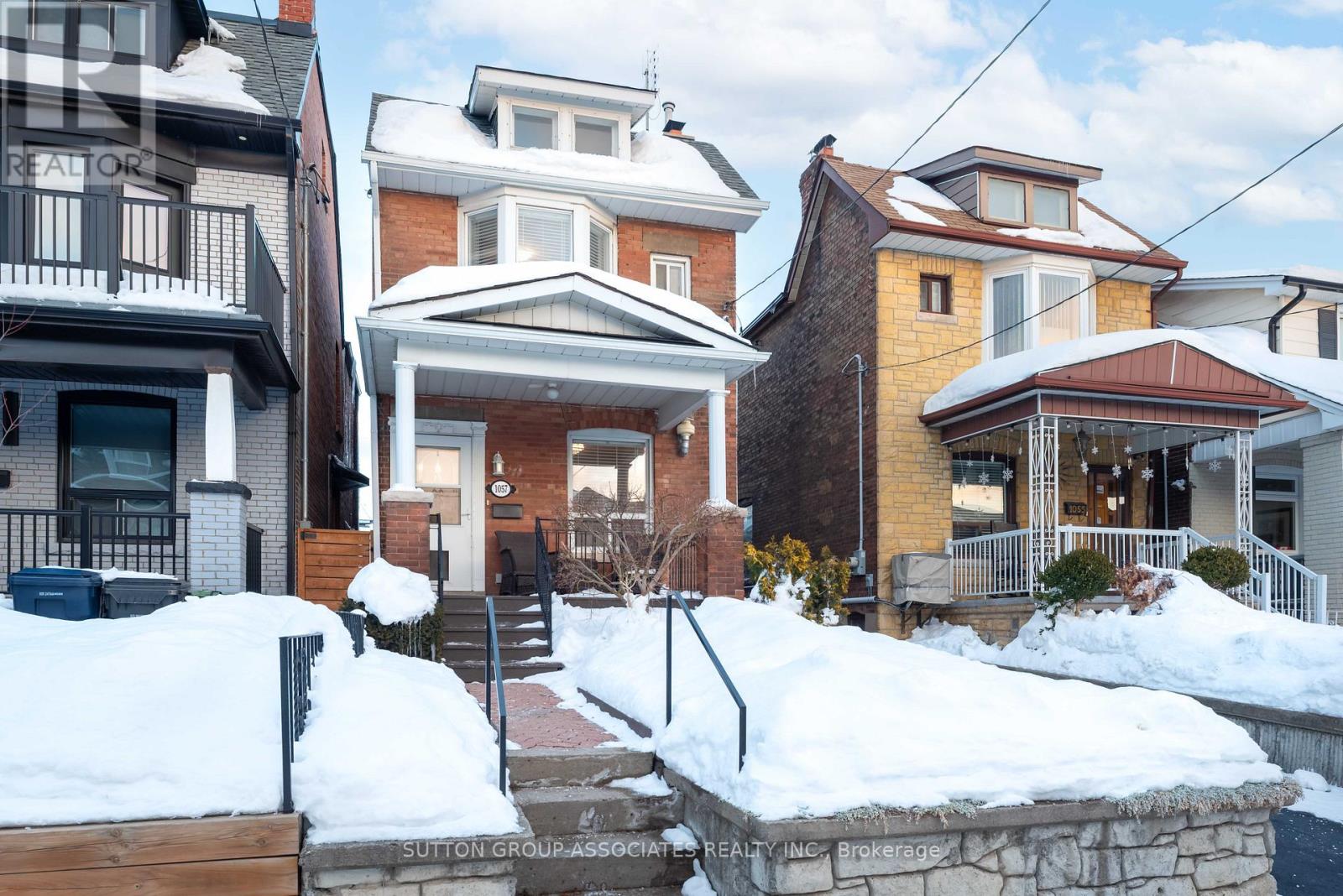 1057 ST CLARENS AVENUE, Toronto, Ontario