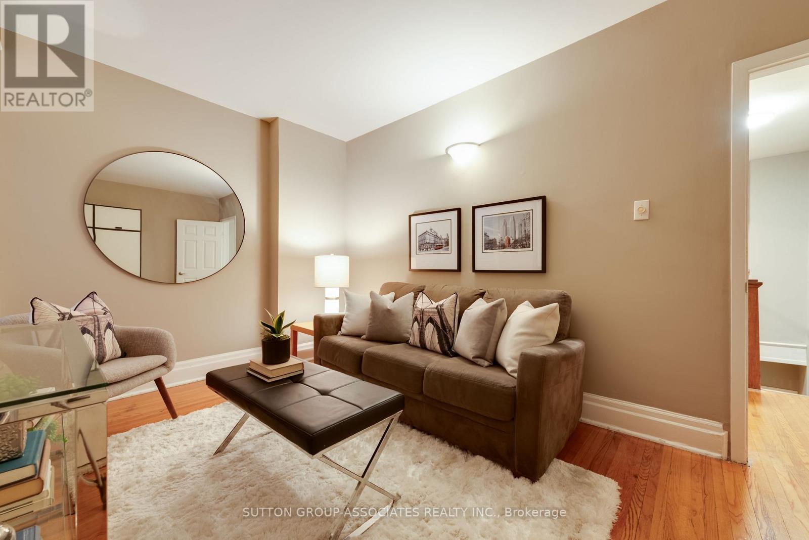 1057 St Clarens Avenue, Toronto, Ontario  M6H 3X8 - Photo 14 - W12757912