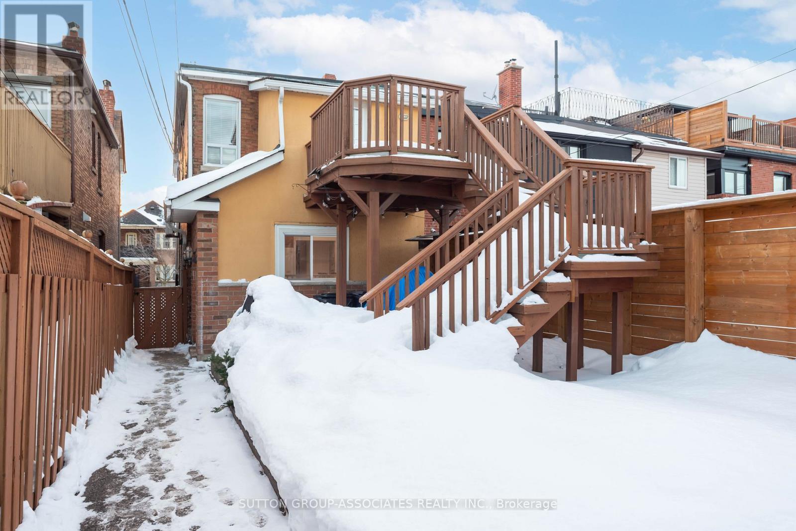 1057 St Clarens Avenue, Toronto, Ontario  M6H 3X8 - Photo 18 - W12757912