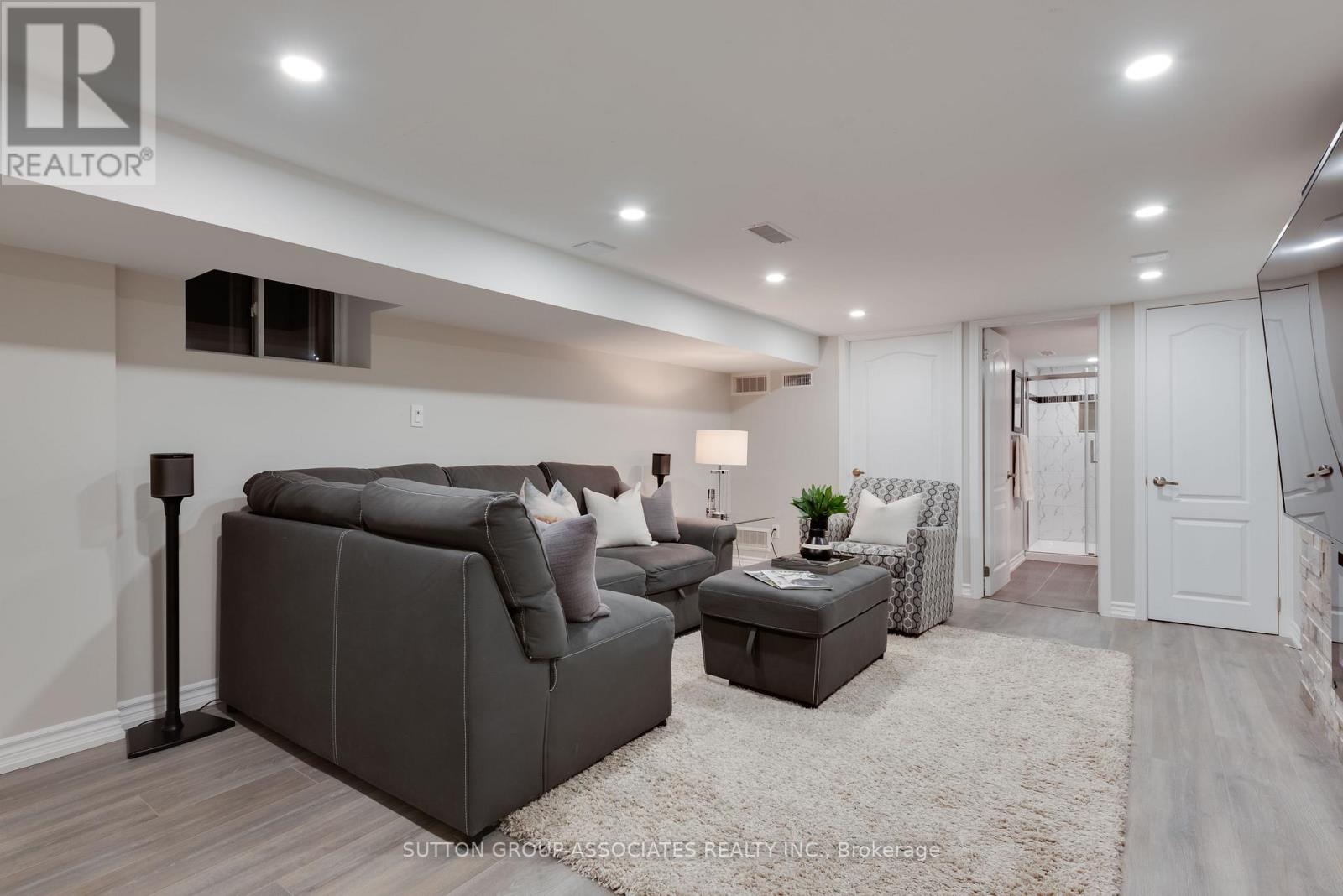 1057 St Clarens Avenue, Toronto, Ontario  M6H 3X8 - Photo 27 - W12757912