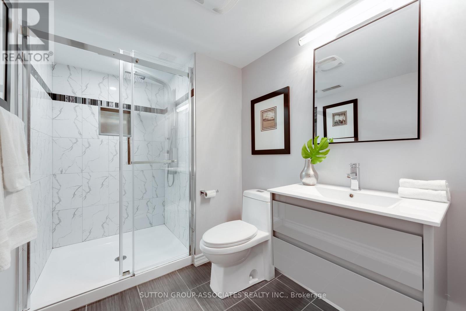 1057 St Clarens Avenue, Toronto, Ontario  M6H 3X8 - Photo 30 - W12757912