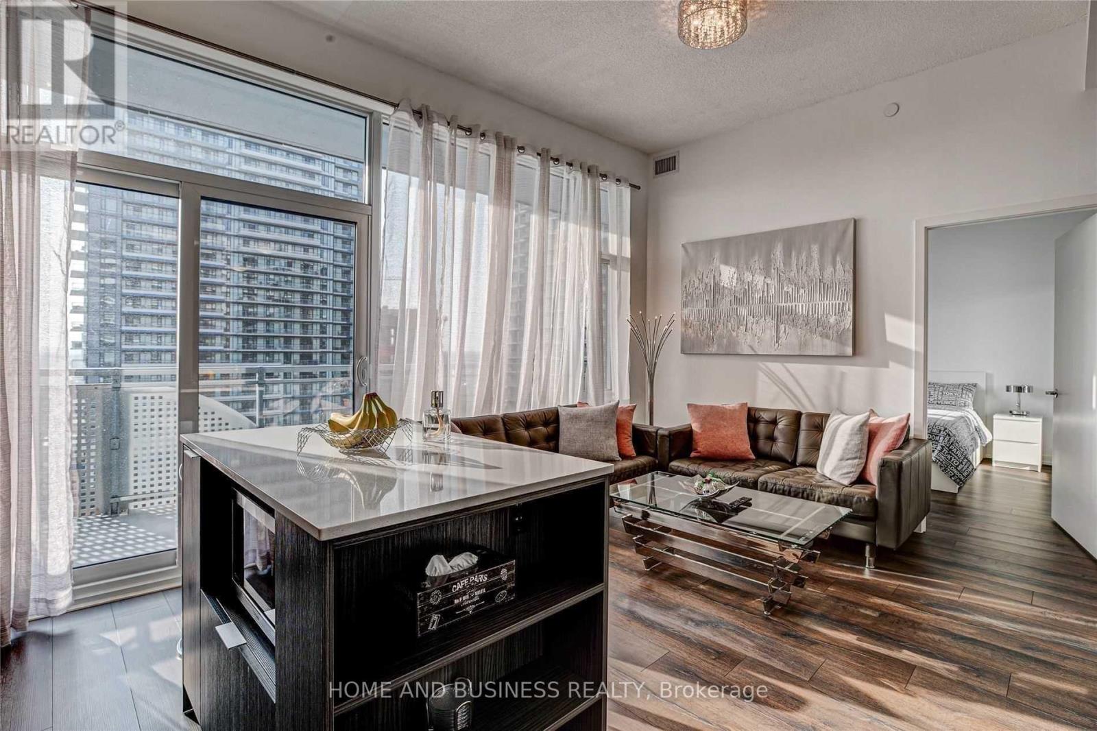 918 - 2520 Eglinton Avenue W, Mississauga, Ontario  L5M 0Y4 - Photo 14 - W12757934