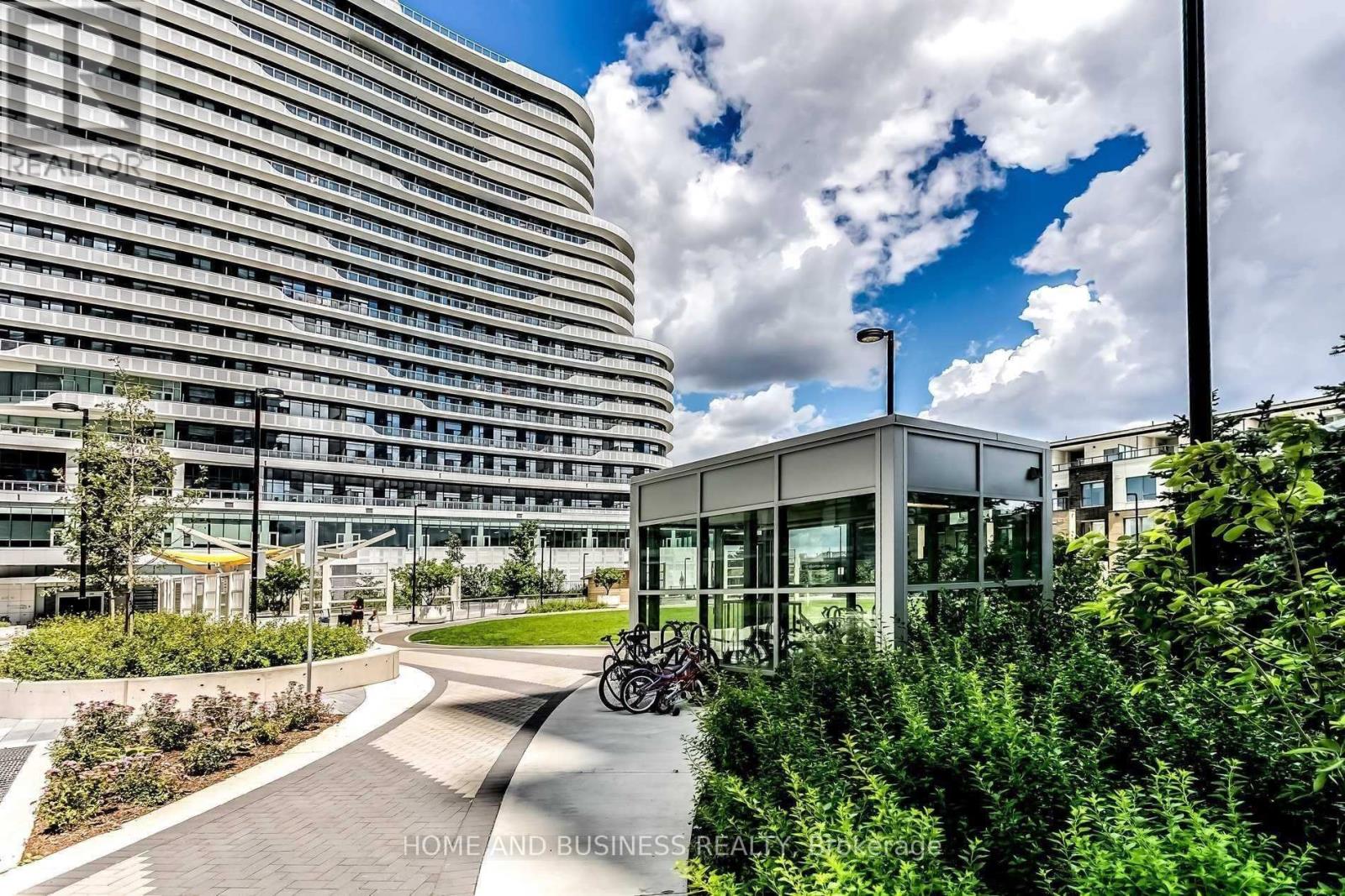 918 - 2520 Eglinton Avenue W, Mississauga, Ontario  L5M 0Y4 - Photo 2 - W12757934