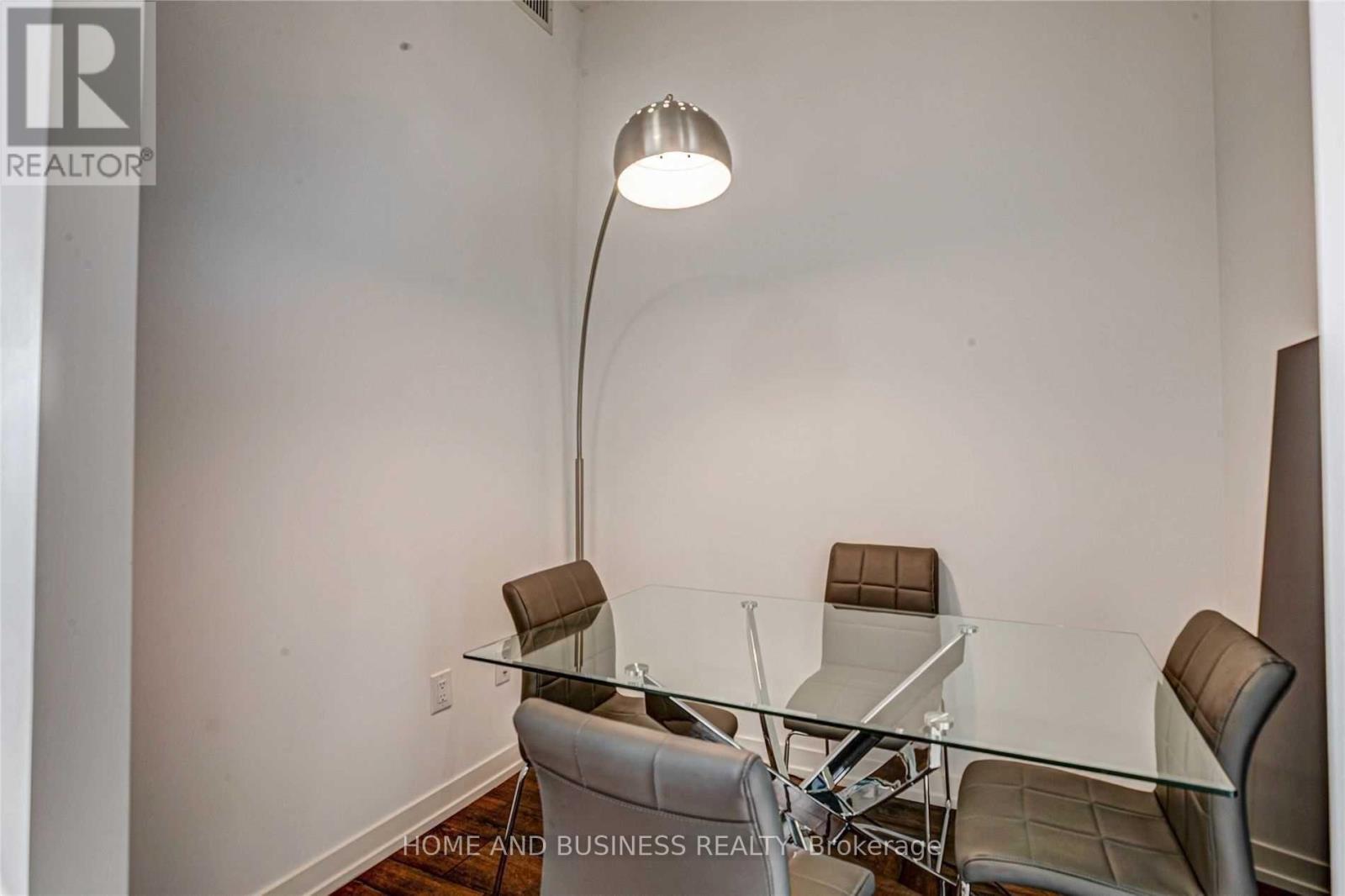 918 - 2520 Eglinton Avenue W, Mississauga, Ontario  L5M 0Y4 - Photo 20 - W12757934