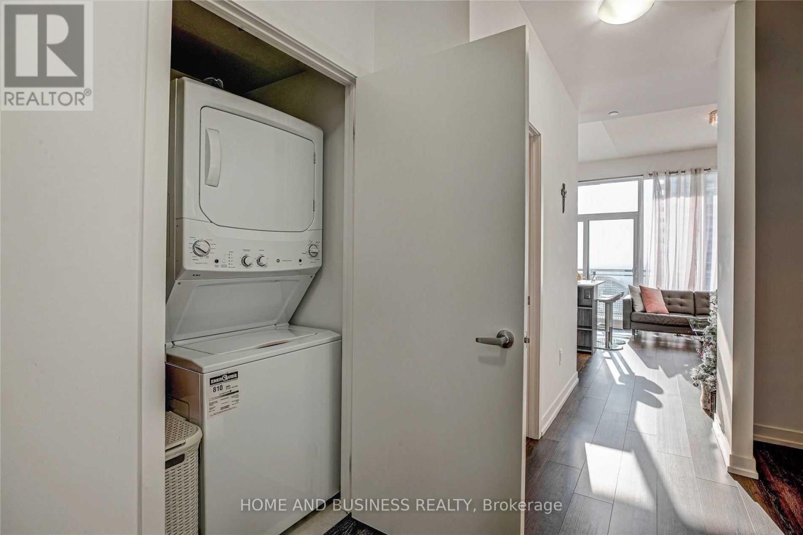 918 - 2520 Eglinton Avenue W, Mississauga, Ontario  L5M 0Y4 - Photo 23 - W12757934