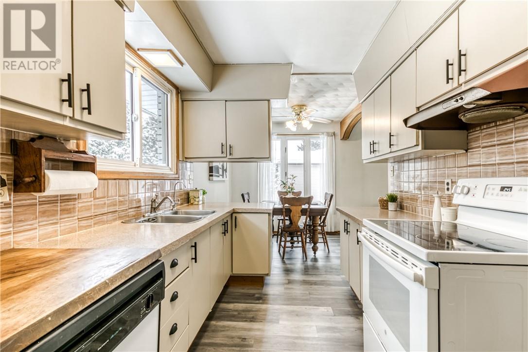 1658 1st Street, Val Caron, Ontario  P3N 1J9 - Photo 14 - 2126284