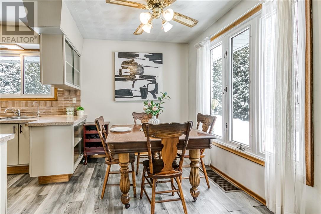 1658 1st Street, Val Caron, Ontario  P3N 1J9 - Photo 15 - 2126284