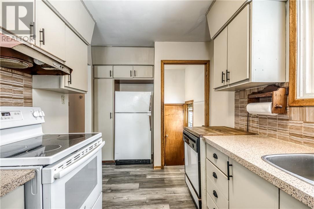 1658 1st Street, Val Caron, Ontario  P3N 1J9 - Photo 17 - 2126284