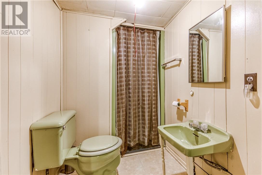 1658 1st Street, Val Caron, Ontario  P3N 1J9 - Photo 32 - 2126284