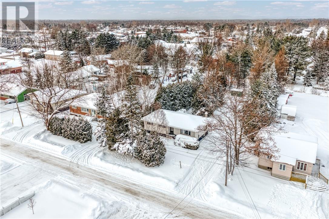 1658 1st Street, Val Caron, Ontario  P3N 1J9 - Photo 35 - 2126284