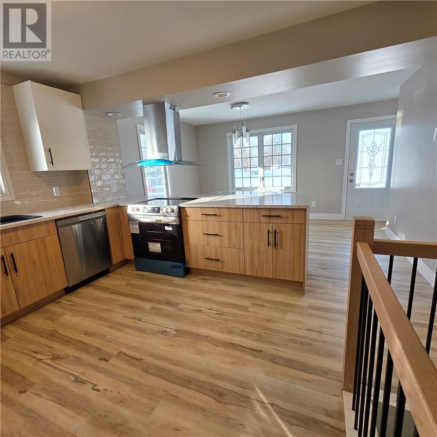 3315 Errington Avenue, Chelmsford, Ontario  P0M 1L0 - Photo 15 - 2126173