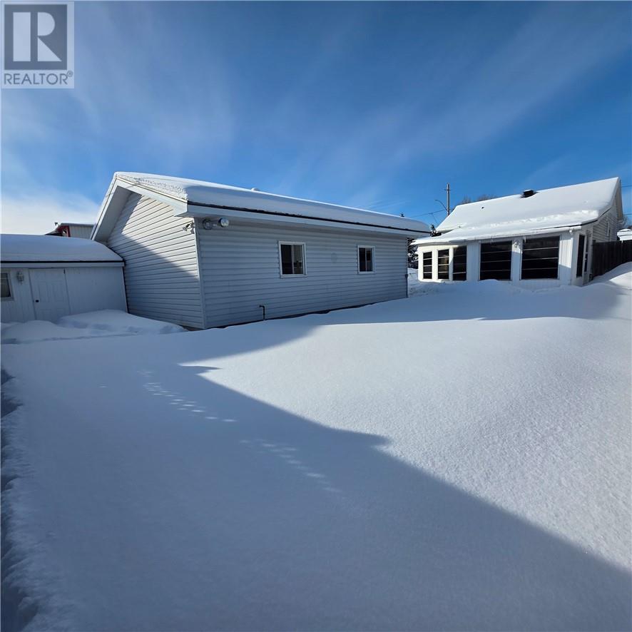 3315 Errington Avenue, Chelmsford, Ontario  P0M 1L0 - Photo 36 - 2126173