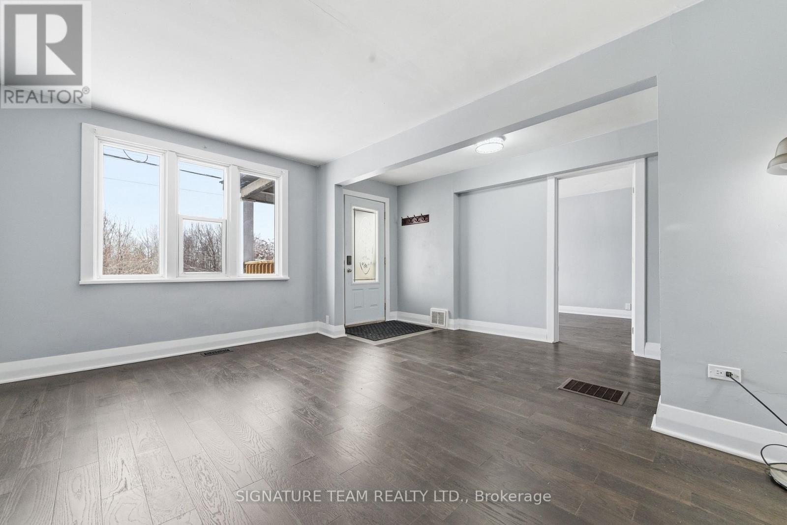 756 Pembroke Street W, Pembroke, Ontario  K8A 5P6 - Photo 6 - X12756584