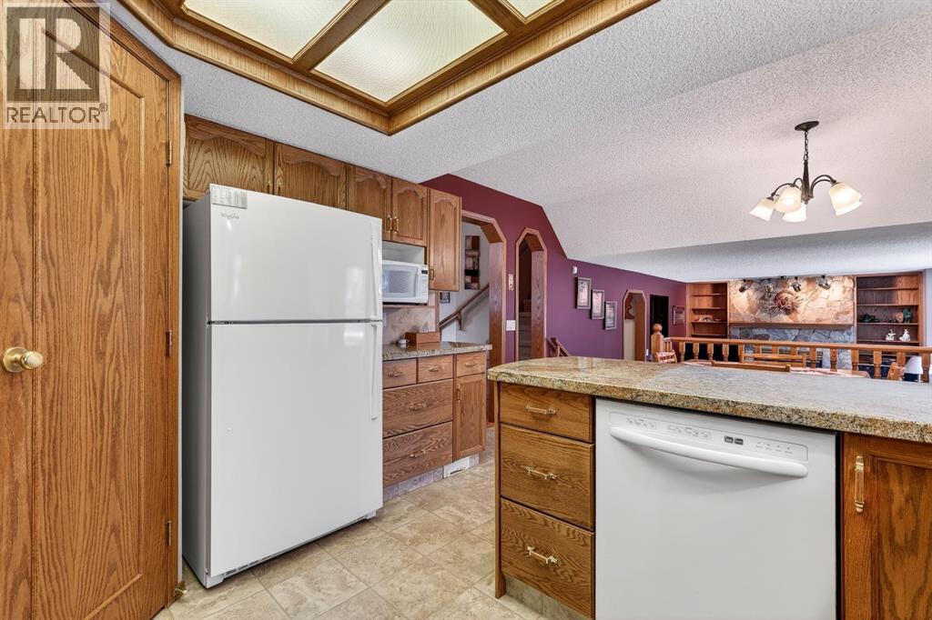 311 Douglasbank Drive Se, Calgary, Alberta  T2Z 2C7 - Photo 15 - A2277070