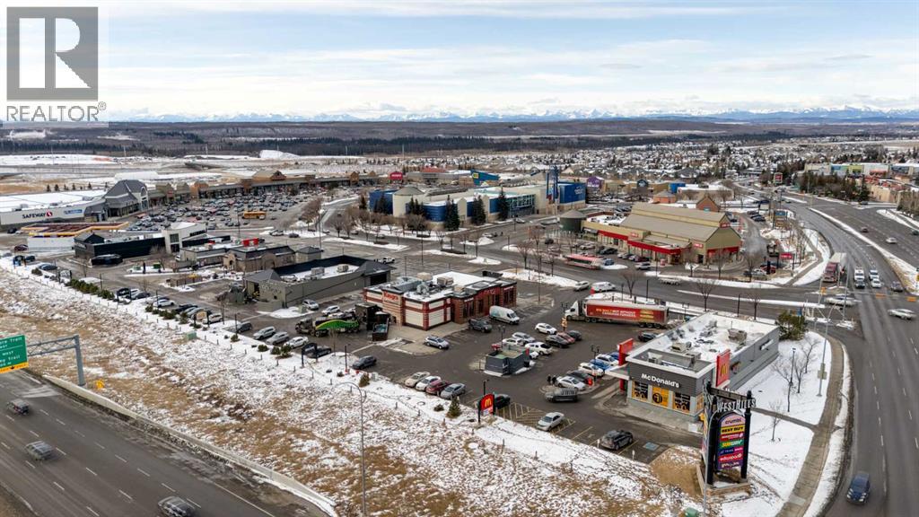 2466, 70 Glamis Drive Sw, Calgary, Alberta  T3E 6T6 - Photo 36 - A2282194