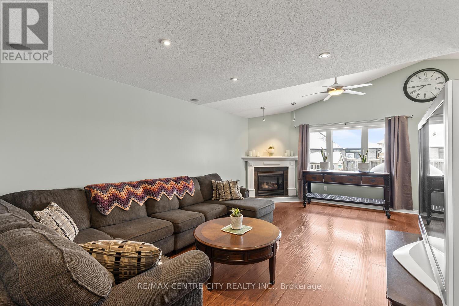 1301 Coronation Drive, London North, Ontario  N6G 0B4 - Photo 12 - X12757966