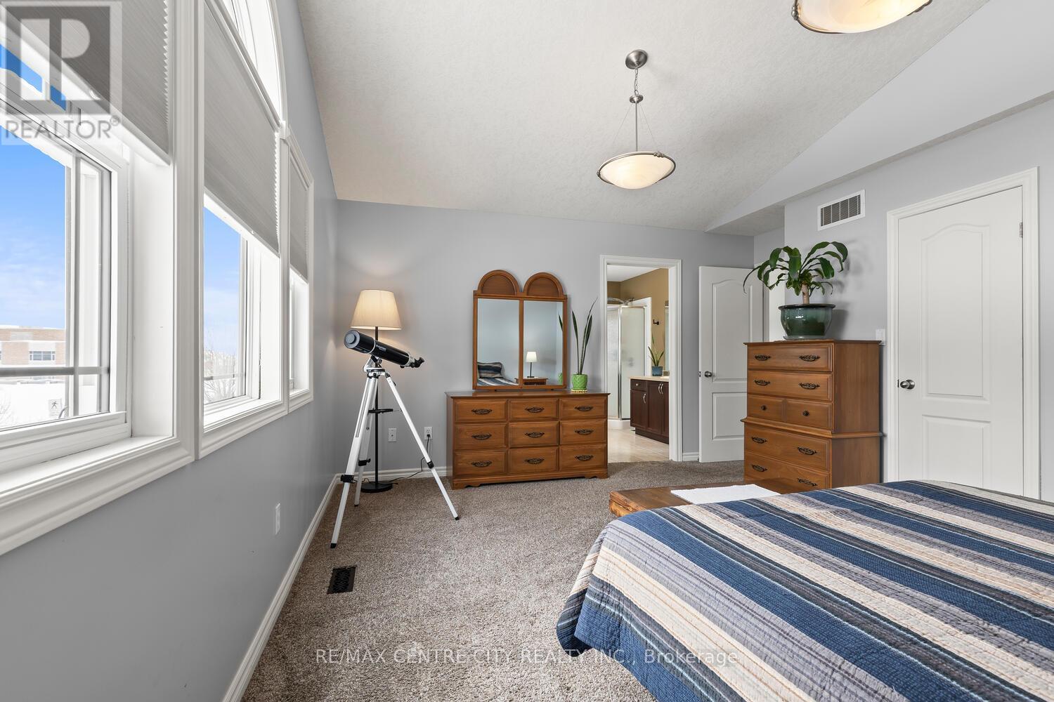 1301 Coronation Drive, London North, Ontario  N6G 0B4 - Photo 22 - X12757966