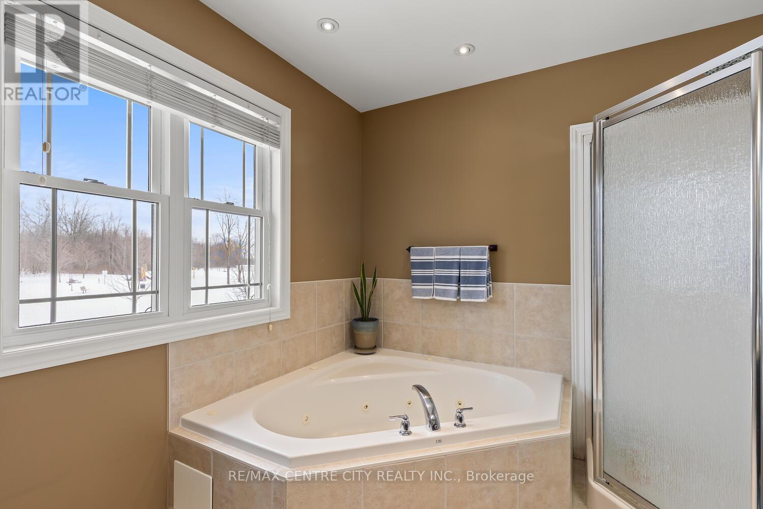 1301 Coronation Drive, London North, Ontario  N6G 0B4 - Photo 24 - X12757966