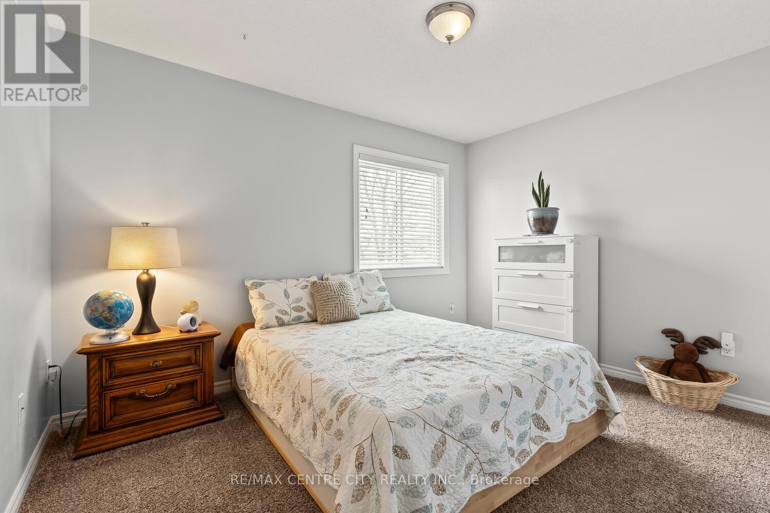 1301 Coronation Drive, London North, Ontario  N6G 0B4 - Photo 25 - X12757966