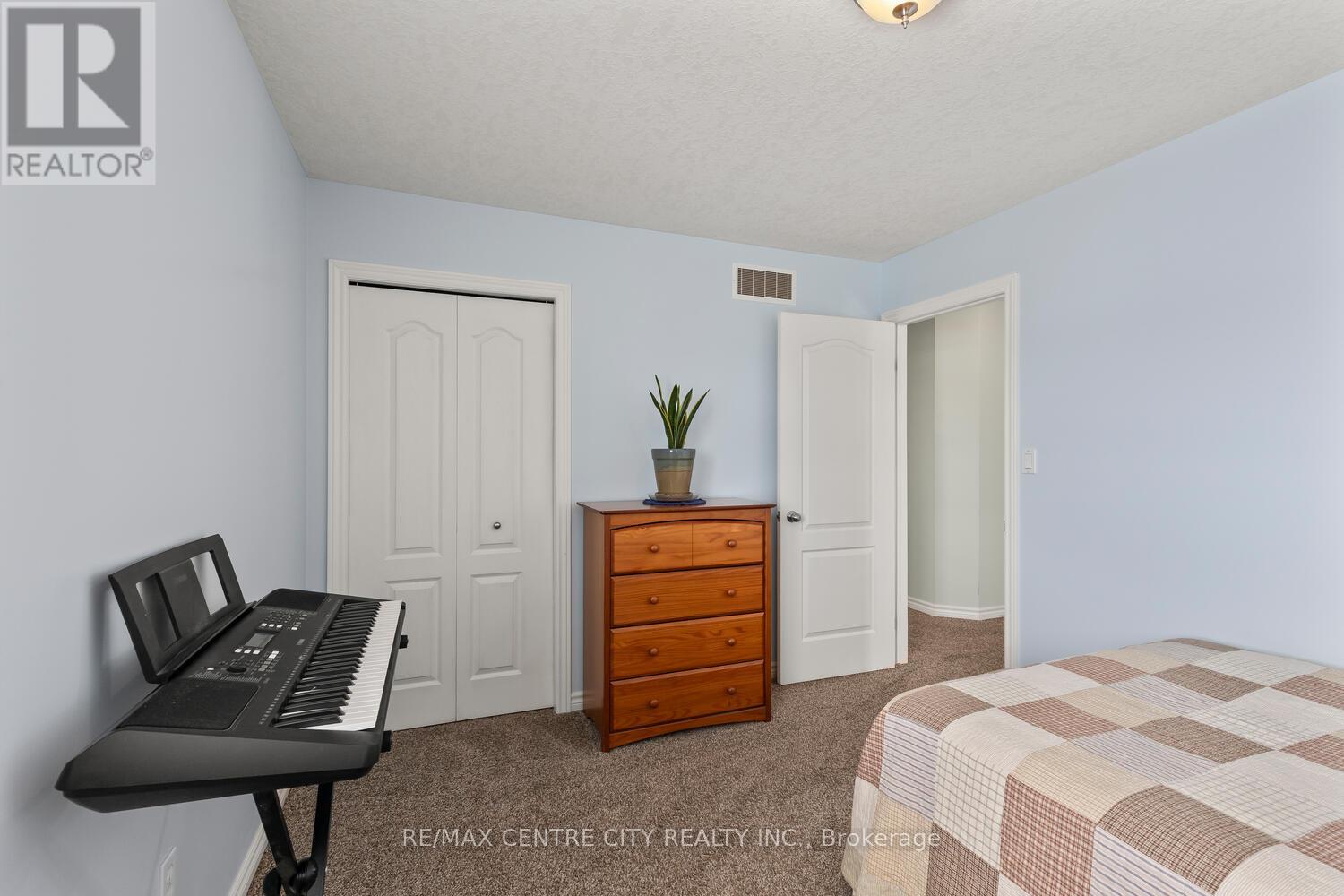 1301 Coronation Drive, London North, Ontario  N6G 0B4 - Photo 28 - X12757966