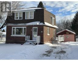 2 Stewart Ave, Red Rock, Ontario