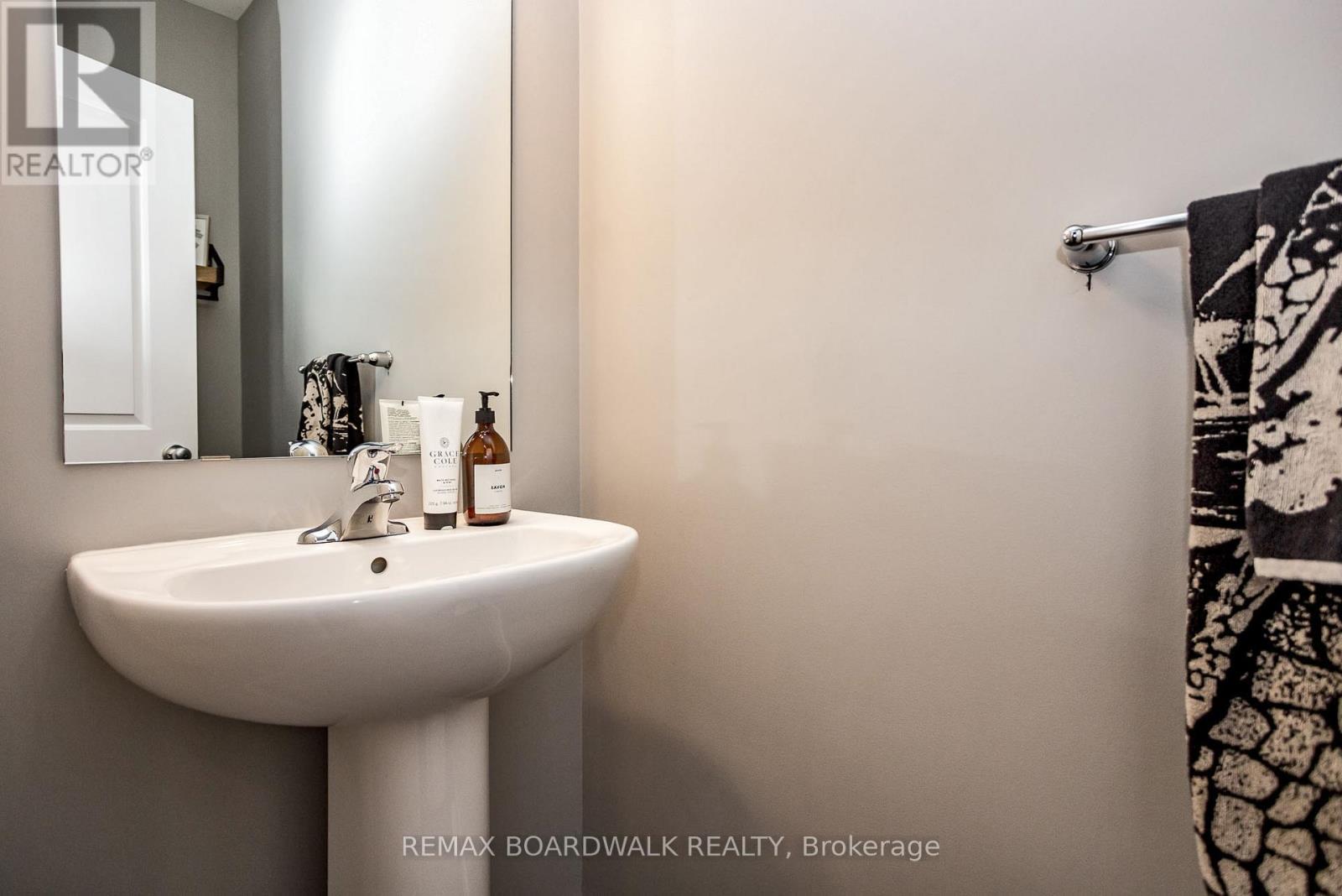 503 Edenwylde Drive, Ottawa, Ontario  K2S 2K4 - Photo 13 - X12758082