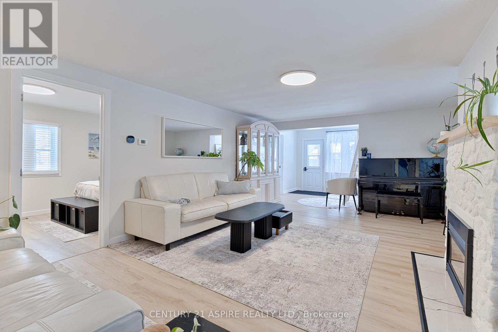 31 East Street E, Petawawa, Ontario  K8H 2N7 - Photo 17 - X12758056