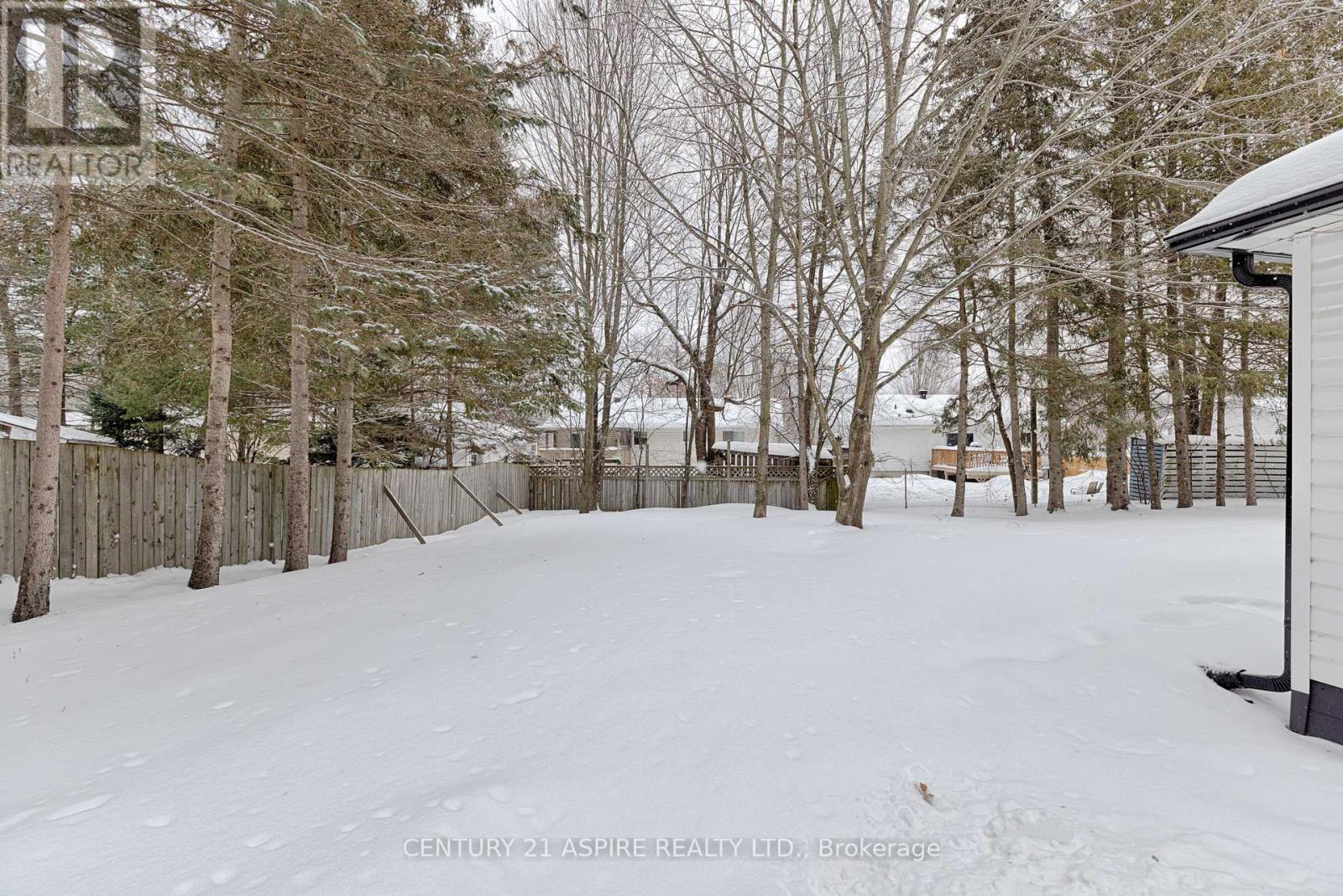 31 East Street E, Petawawa, Ontario  K8H 2N7 - Photo 6 - X12758056