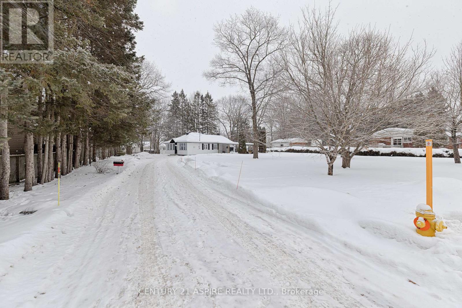 31 East Street E, Petawawa, Ontario  K8H 2N7 - Photo 9 - X12758056