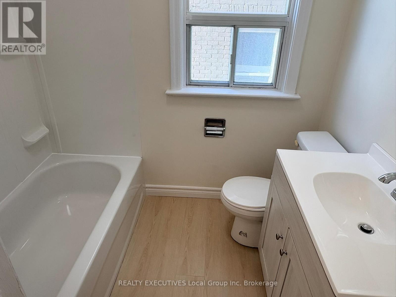 519 Worthington Street E, North Bay (Central), Ontario  P1B 1H7 - Photo 14 - X12757546