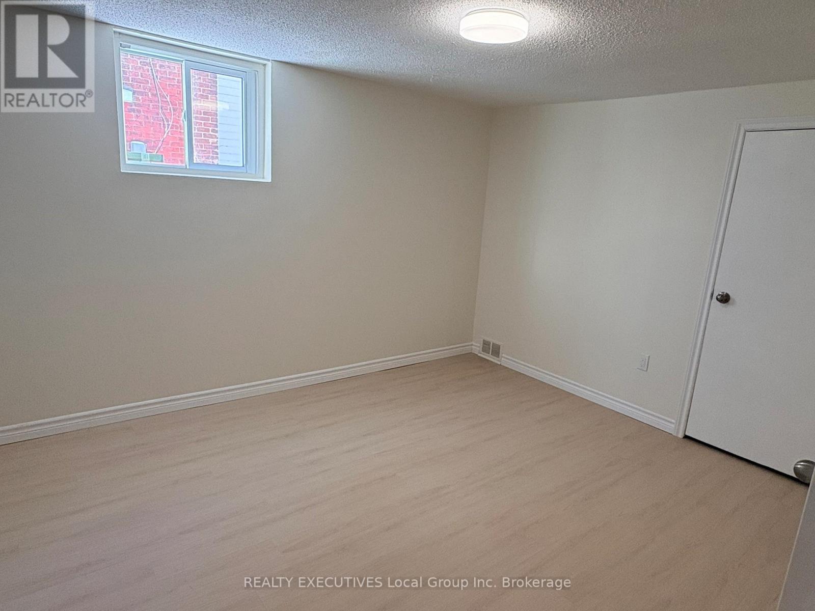 519 Worthington Street E, North Bay (Central), Ontario  P1B 1H7 - Photo 28 - X12757546