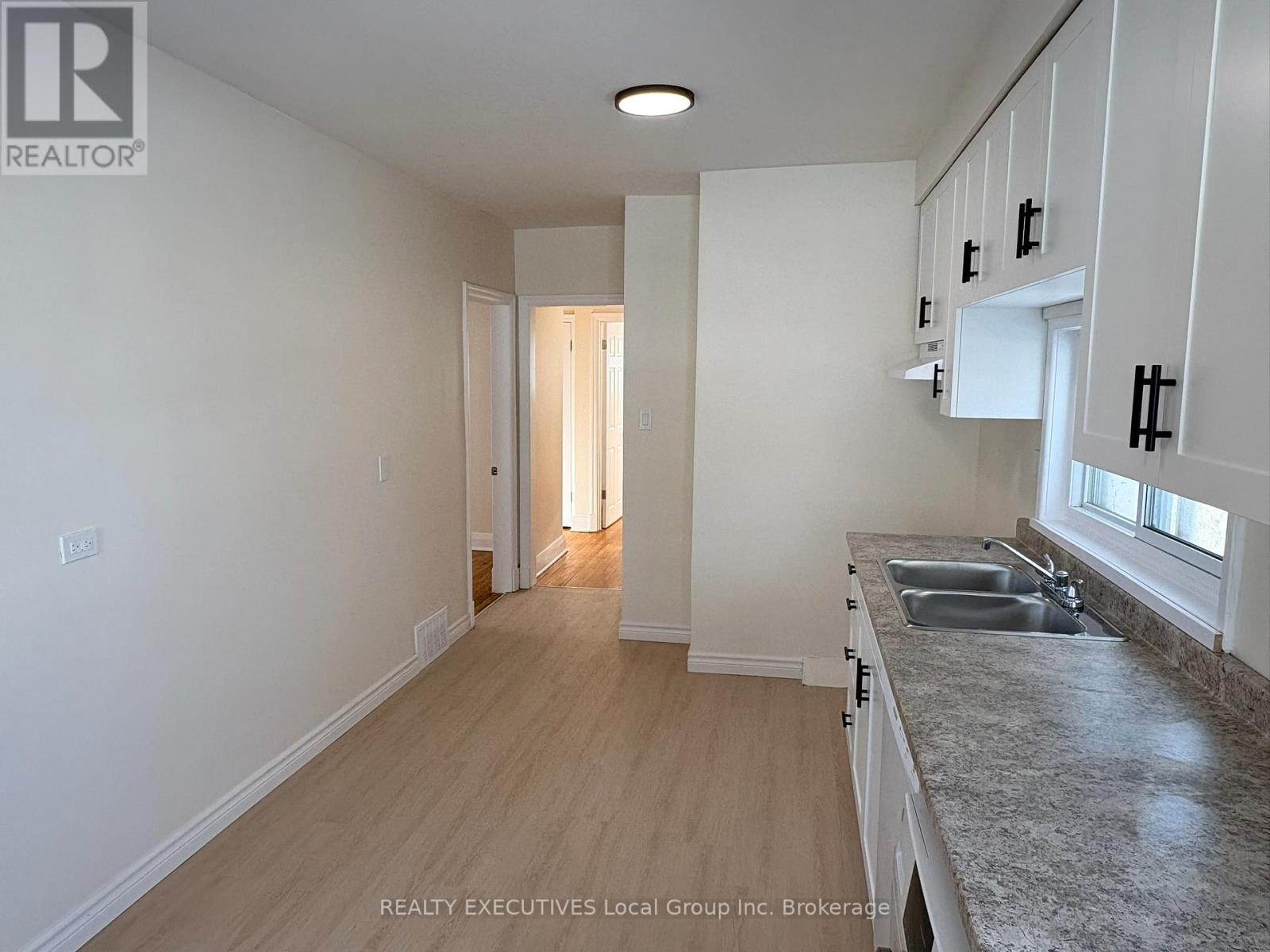 519 Worthington Street E, North Bay (Central), Ontario  P1B 1H7 - Photo 6 - X12757546