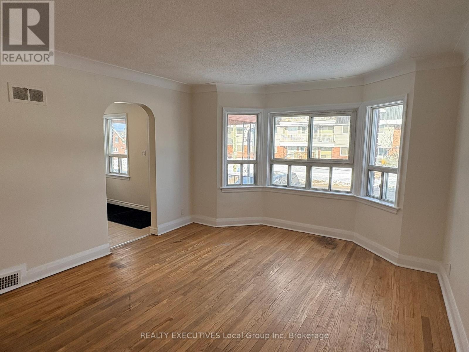 519 Worthington Street E, North Bay (Central), Ontario  P1B 1H7 - Photo 9 - X12757546