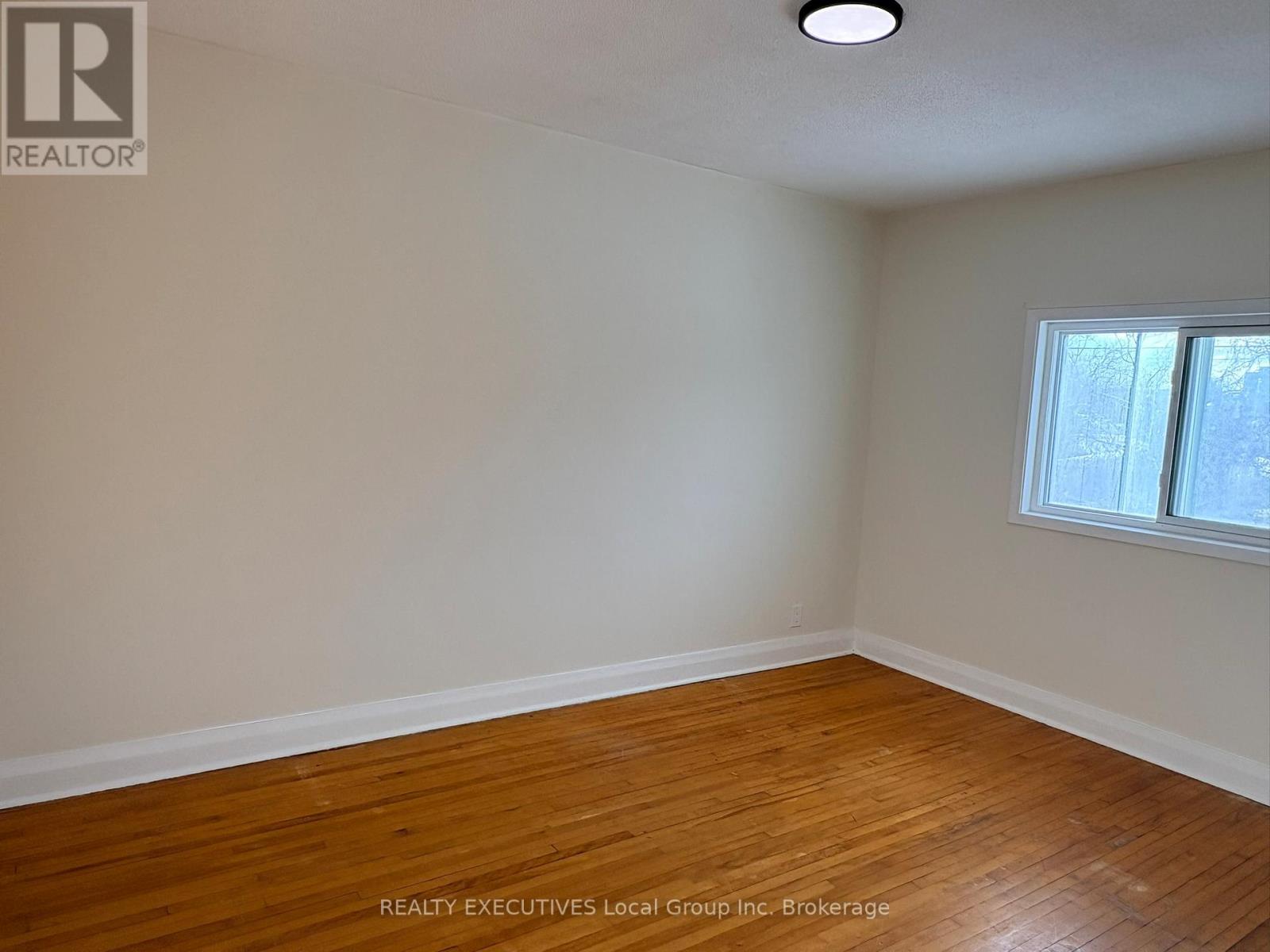 519 Worthington Street E, North Bay (Central), Ontario  P1B 1H7 - Photo 14 - X12757552