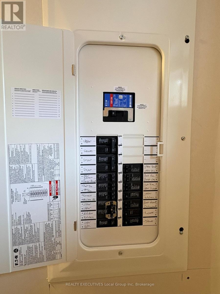 519 Worthington Street E, North Bay (Central), Ontario  P1B 1H7 - Photo 31 - X12757552