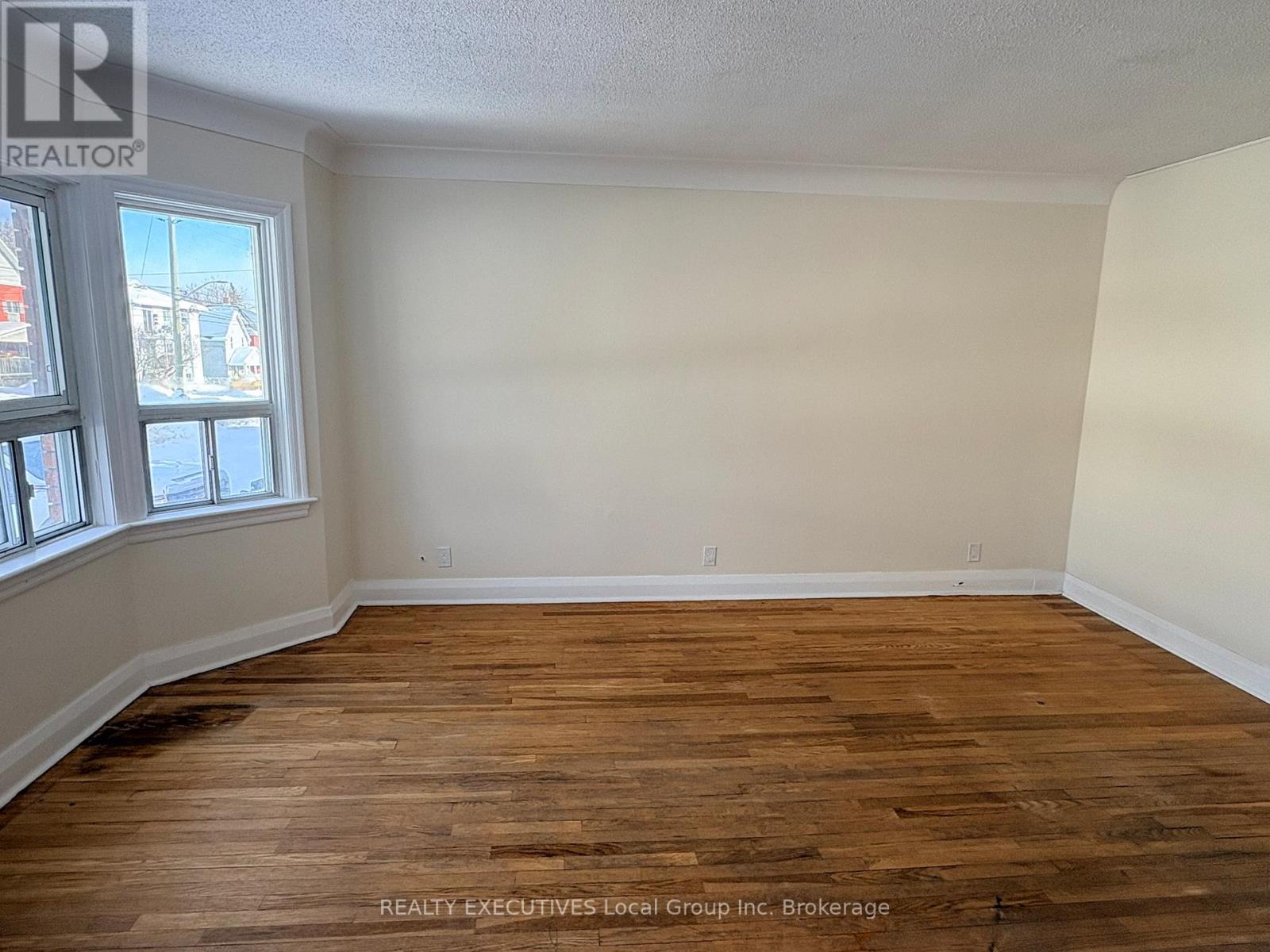 519 Worthington Street E, North Bay (Central), Ontario  P1B 1H7 - Photo 8 - X12757546