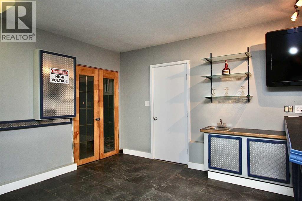 3905 65 Street, Camrose, Alberta  T4V 3R9 - Photo 13 - A2283800