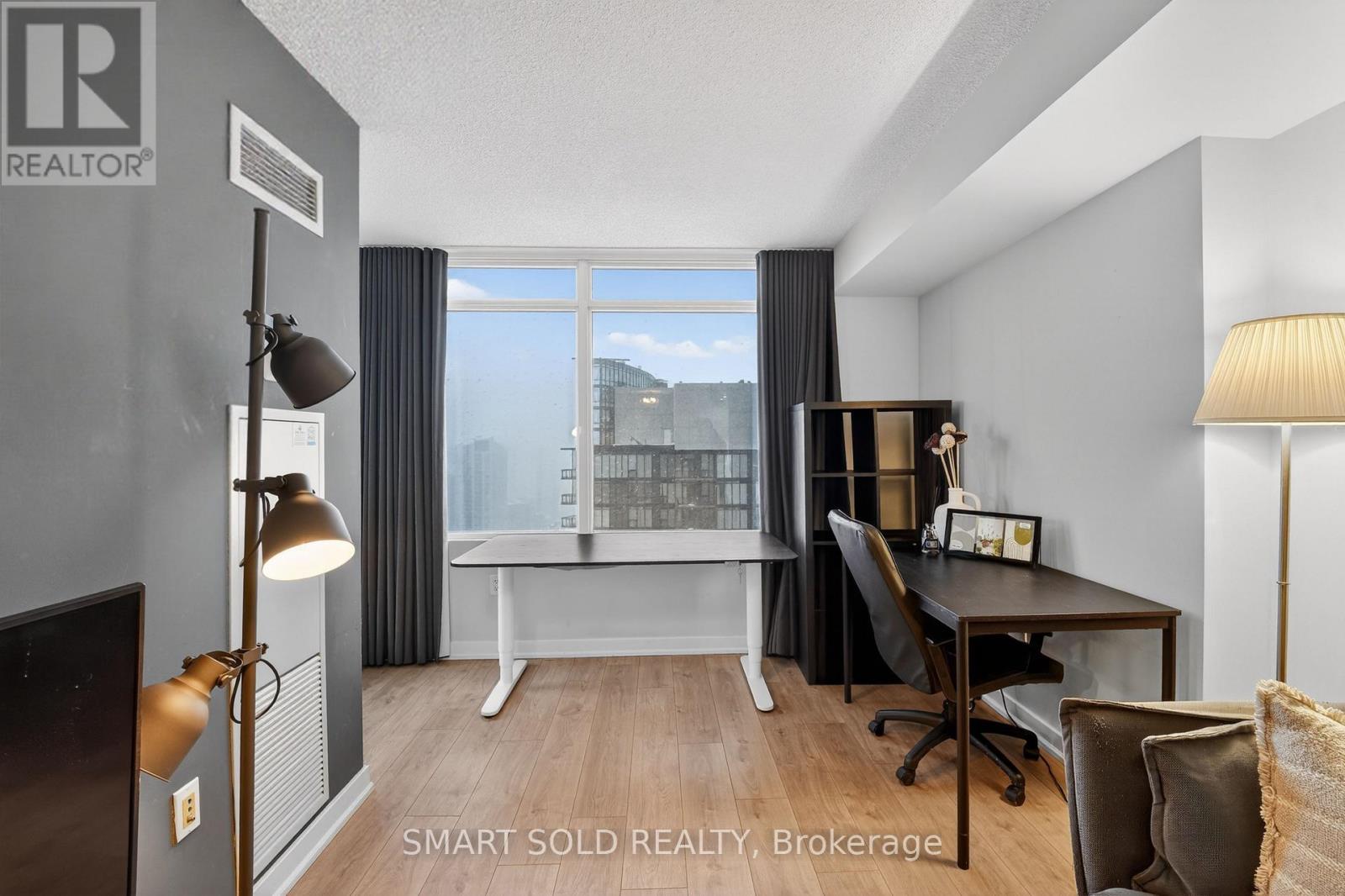 4608 - 25 Telegram Mews, Toronto, Ontario  M5V 4A9 - Photo 7 - C12674994