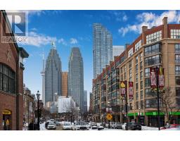 818 - 80 FRONT STREET E, Toronto, Ontario