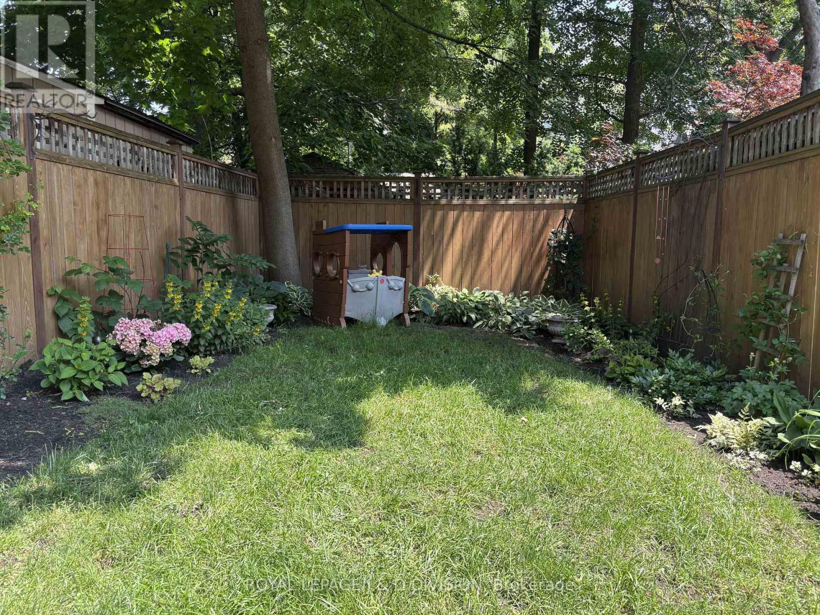 65 Edith Drive, Toronto, Ontario  M4R 1Z1 - Photo 32 - C12753088