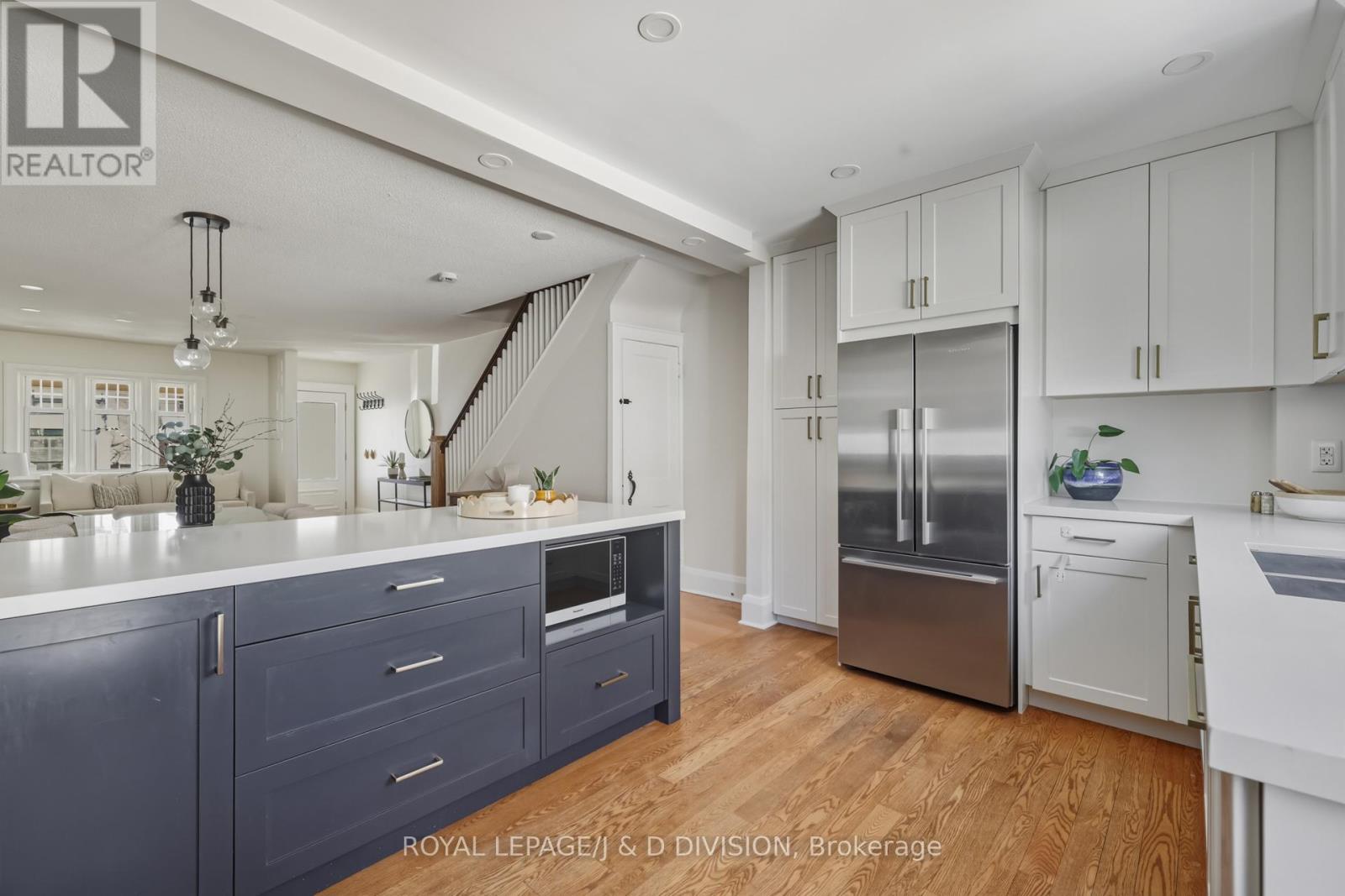 65 Edith Drive, Toronto, Ontario  M4R 1Z1 - Photo 12 - C12753088